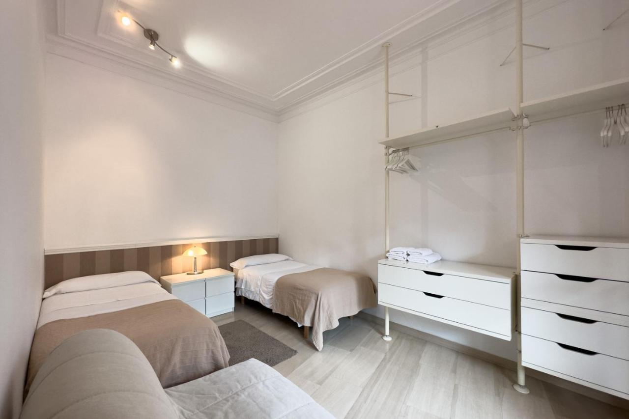 ApartEasy - Passeig de Gracia 6 ApartEasy - Passeig de Gracia 6