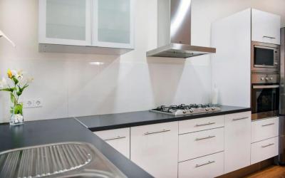 CENTRAL & BRIGHT APARTMENT!! 3 CENTRAL & BRIGHT APARTMENT!! 3