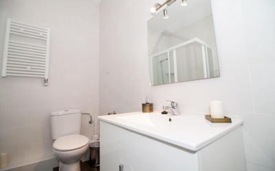 CENTRAL & BRIGHT APARTMENT!! 7 CENTRAL & BRIGHT APARTMENT!! 7