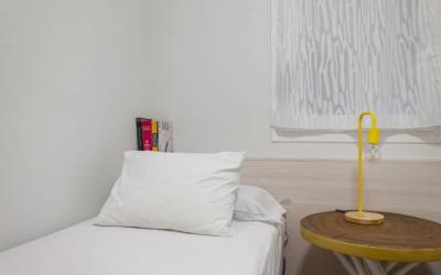 Art House Renoir Plaza Universitat Sant Antoni 3 Art House Renoir Plaza Universitat Sant Antoni 3