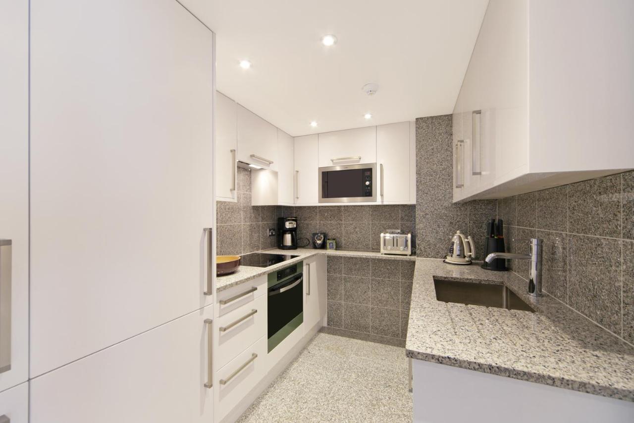 Mayfair House 8 Mayfair House 8