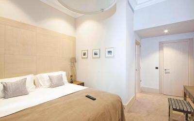 Claverley Court Apartments Knightsbridge 3 Claverley Court Apartments Knightsbridge 3