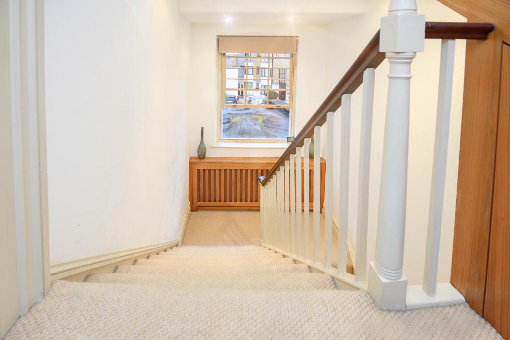 Luxury Massive TOWNHOUSE by Harrods 8 Luxury Massive TOWNHOUSE by Harrods 8