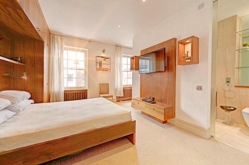 Luxury Massive TOWNHOUSE by Harrods 7 Luxury Massive TOWNHOUSE by Harrods 7