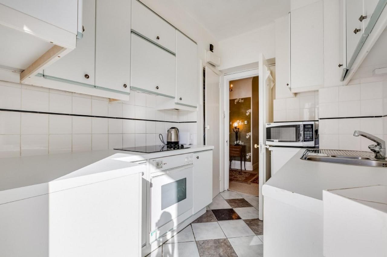 Executive Knightsbridge Apartment 5 Executive Knightsbridge Apartment 5