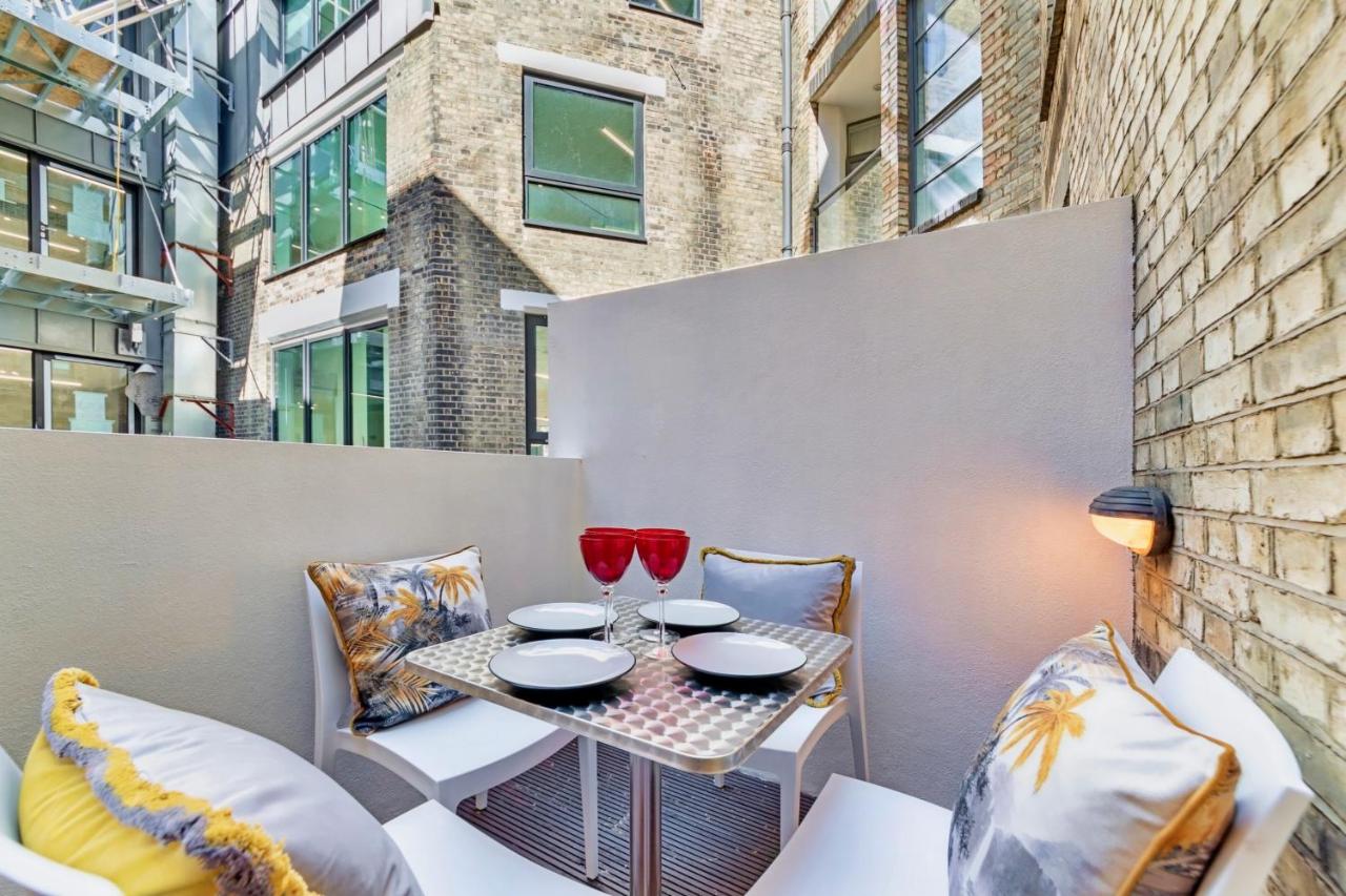 Interior-Designer Apartment with 2 TERRACES 8 Interior-Designer Apartment with 2 TERRACES 8