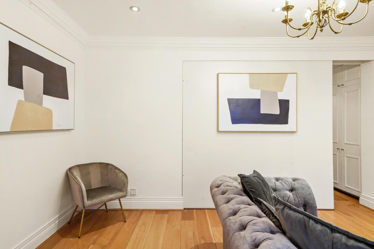 Rare Knightsbridge Gem by Dena Elite Collection 10 Rare Knightsbridge Gem by Dena Elite Collection 10