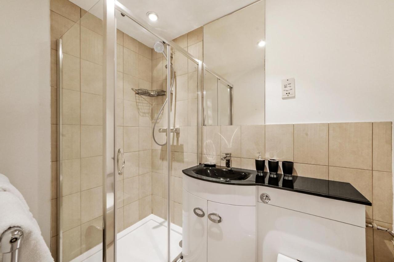Rare Knightsbridge Gem by Dena Elite Collection 3 Rare Knightsbridge Gem by Dena Elite Collection 3