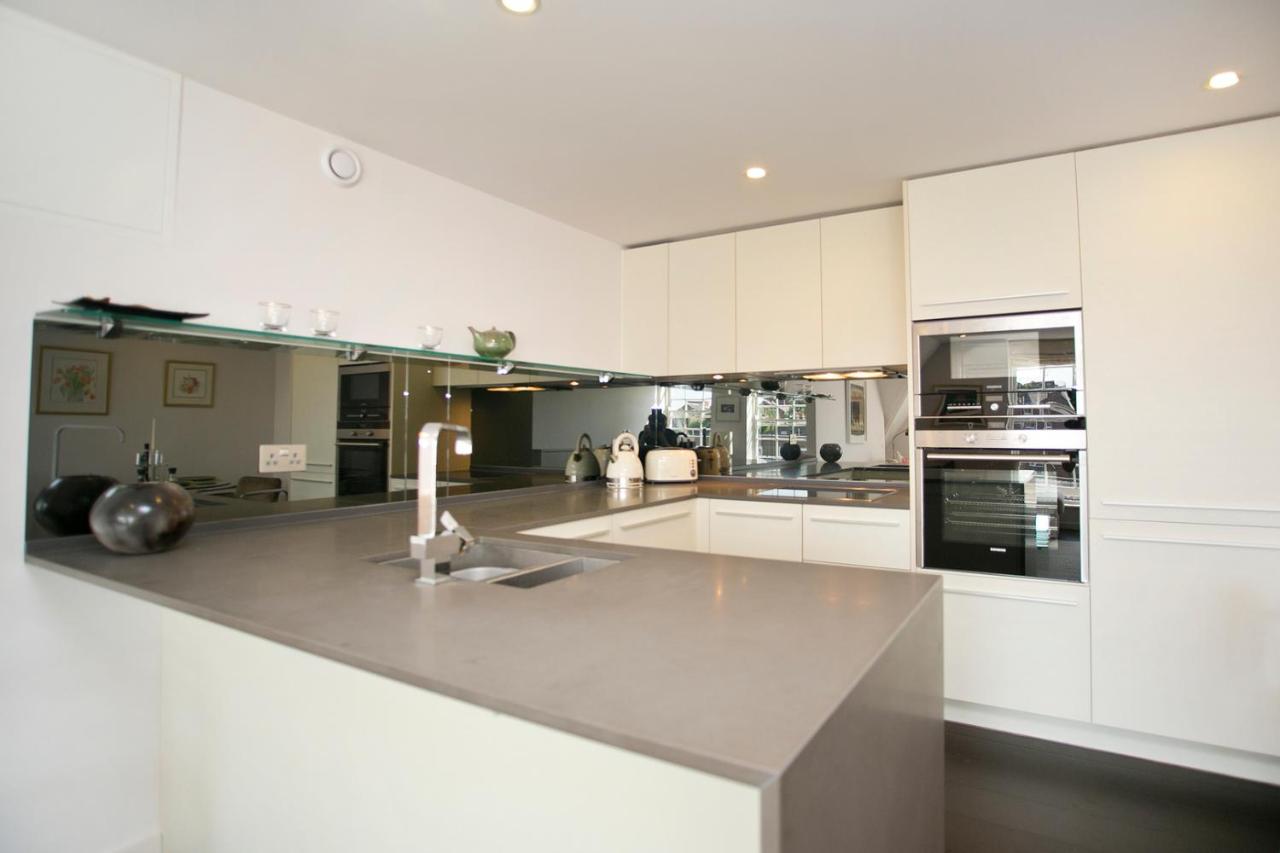 Veeve - Modern Edwardian 8 Veeve - Modern Edwardian 8