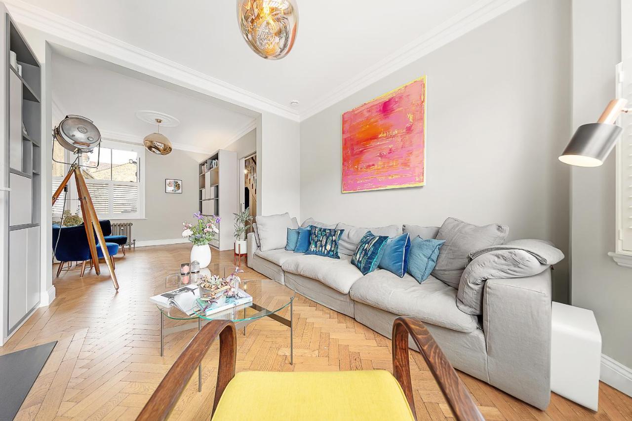 Veeve - Clapham Fairytale 7 Veeve - Clapham Fairytale 7