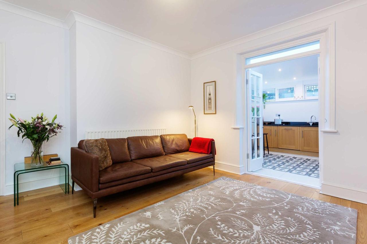 Veeve - Peaceful in Wimbledon 3 Veeve - Peaceful in Wimbledon 3