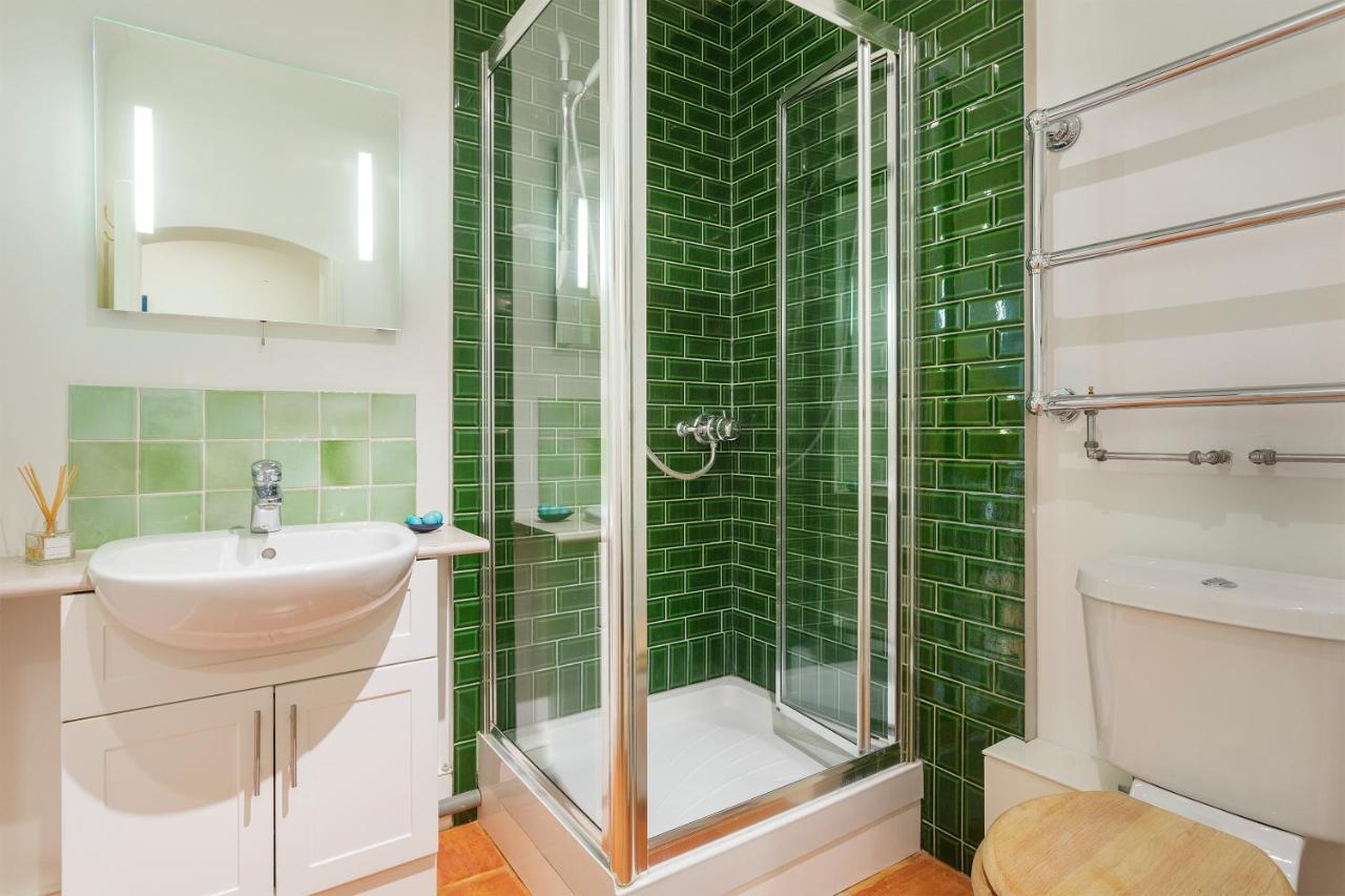 Veeve - South Kensington Garden Apartment 8 Veeve - South Kensington Garden Apartment 8