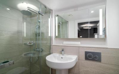 37 Doughty Street 8 37 Doughty Street 8