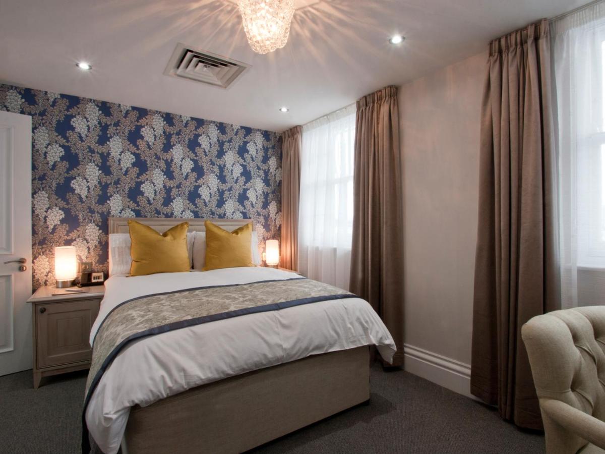 W12 Rooms 5 W12 Rooms 5