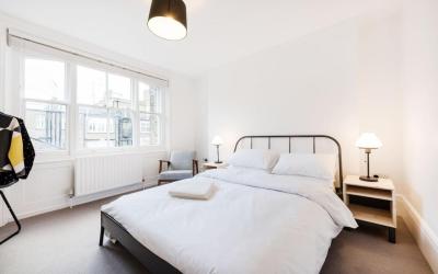 Covent Garden Apartments - Netflix and Nespresso 2 Covent Garden Apartments - Netflix and Nespresso 2