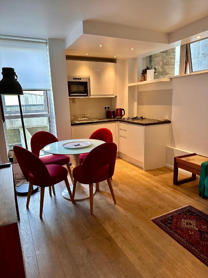 Midtown London Apartment 3 Midtown London Apartment 3