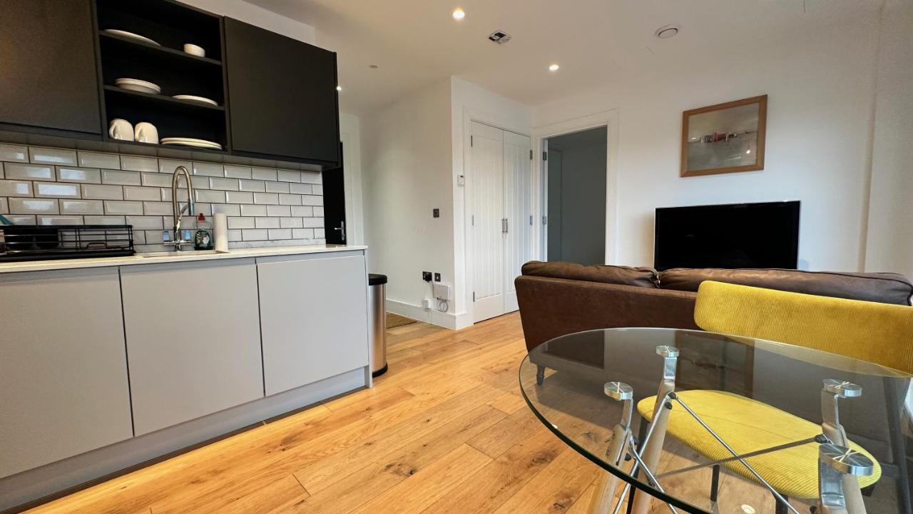 Modern & stylish 1 bedroom flat 9 Modern & stylish 1 bedroom flat 9