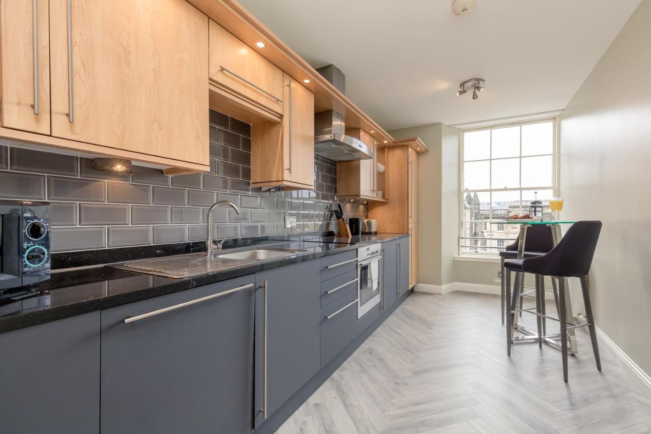 ALTIDO Luxury apartments by the Edinburgh Castle 2 ALTIDO Luxury apartments by the Edinburgh Castle 2