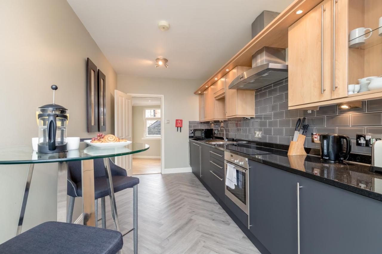 ALTIDO Luxury apartments by the Edinburgh Castle 10 ALTIDO Luxury apartments by the Edinburgh Castle 10