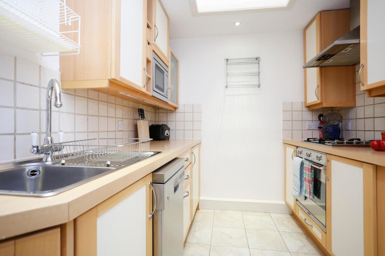 Edinburgh Mews Apartment 5 Edinburgh Mews Apartment 5