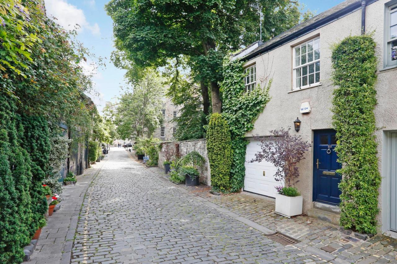 Edinburgh Mews Apartment 2 Edinburgh Mews Apartment 2
