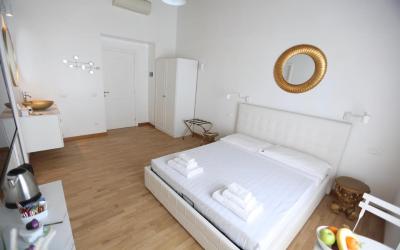 KISS ME ROME Luxury Rooms 9 KISS ME ROME Luxury Rooms 9