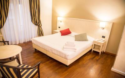 Inn Rome Rooms & Suites 10 Inn Rome Rooms & Suites 10