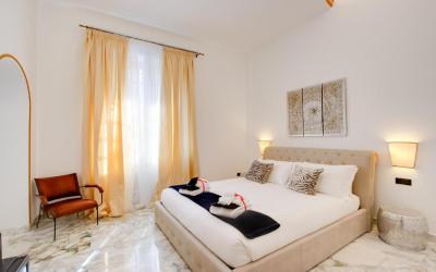 Queen Palace Suites 8 Queen Palace Suites 8