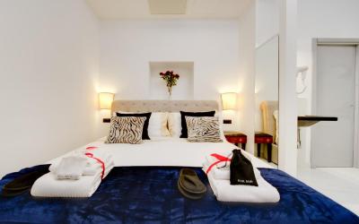 Queen Palace Suites 5 Queen Palace Suites 5