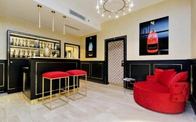 Trevi Diamond Luxury Suites & Jacuzzi 3 Trevi Diamond Luxury Suites & Jacuzzi 3