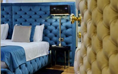 Trevi Diamond Luxury Suites & Jacuzzi 4 Trevi Diamond Luxury Suites & Jacuzzi 4