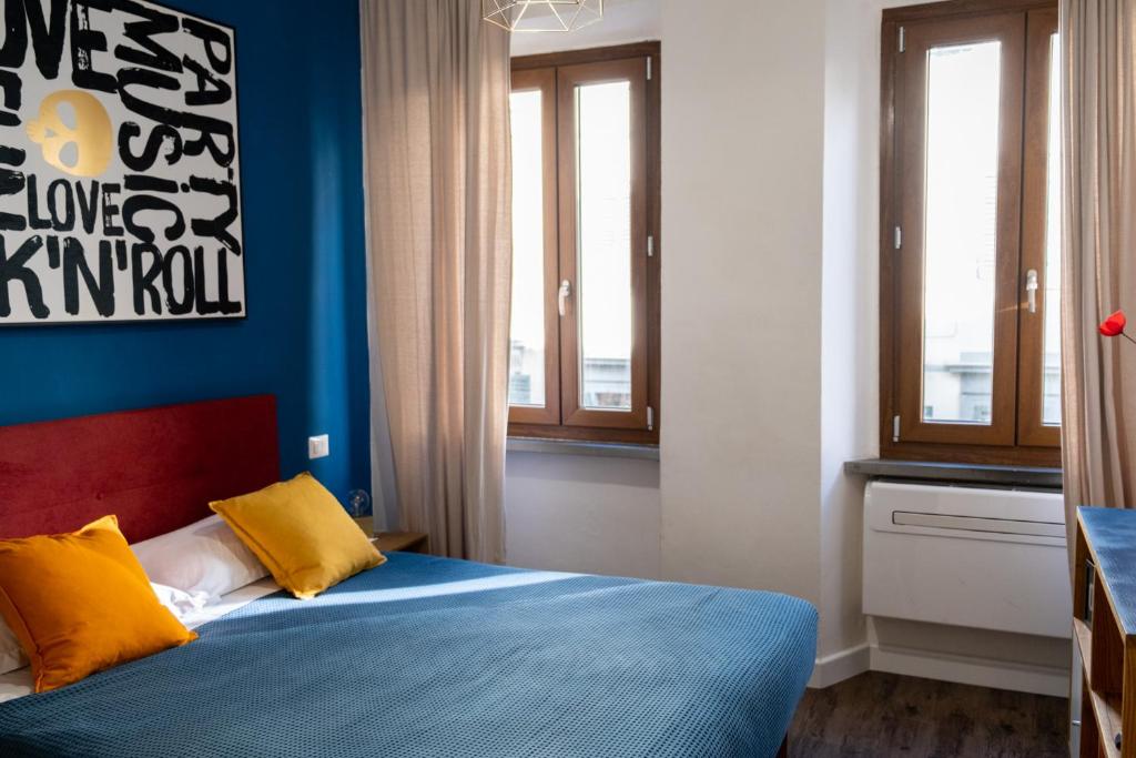 Room 45 7 Room 45 7