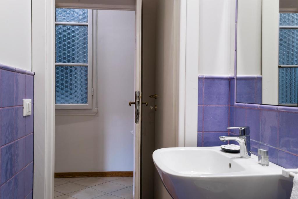 Live Florence Guest House 5 Live Florence Guest House 5