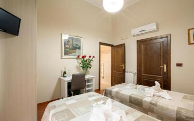 La Rosa Di Firenze B&B 5 La Rosa Di Firenze B&B 5