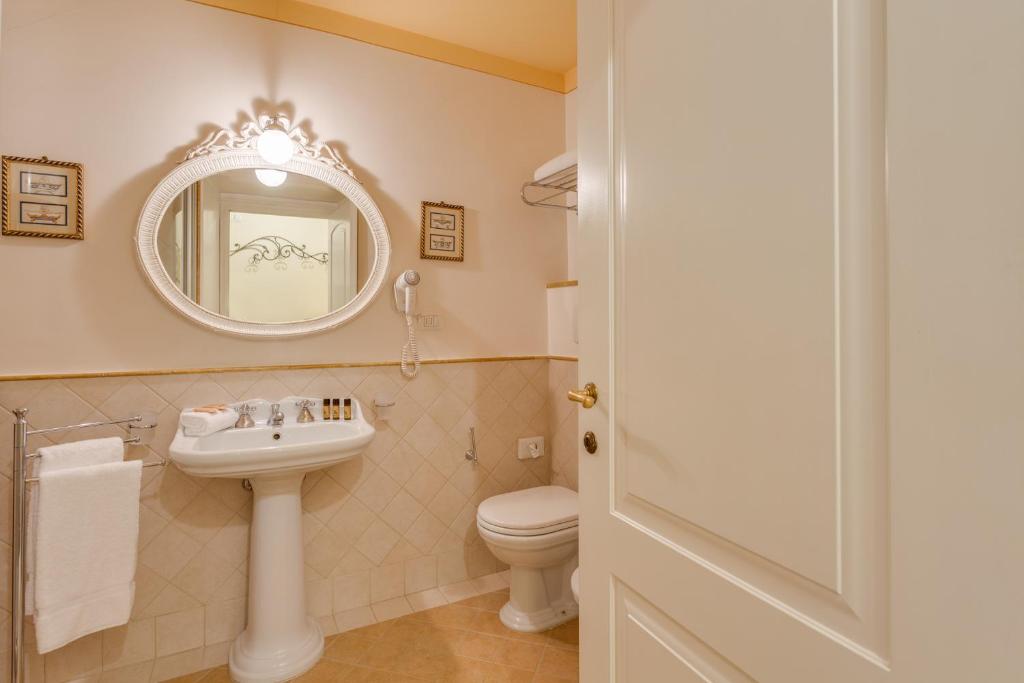 La Casa Del Garbo - Luxury Rooms & Suite 2 La Casa Del Garbo - Luxury Rooms & Suite 2