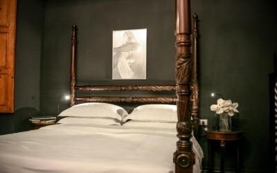 Porcellino Gallery Art Boutique BB 9 Porcellino Gallery Art Boutique BB 9