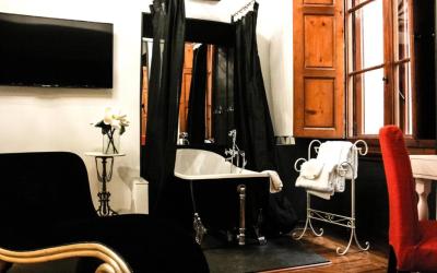 Porcellino Gallery Art Boutique BB 6 Porcellino Gallery Art Boutique BB 6