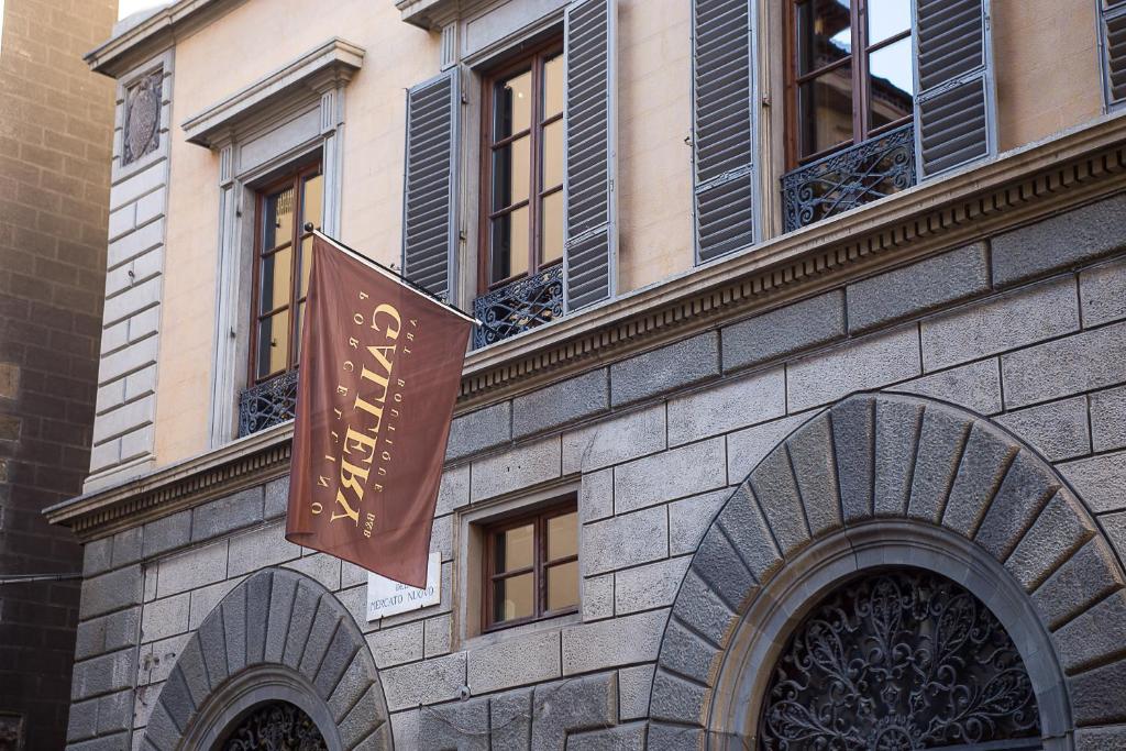 Porcellino Gallery Art Boutique BB 5 Porcellino Gallery Art Boutique BB 5