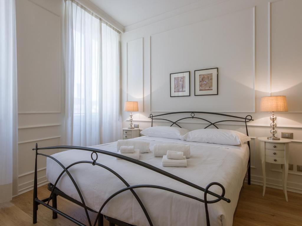 Locanda dei Poeti Rooms & Apartments 9 Locanda dei Poeti Rooms & Apartments 9