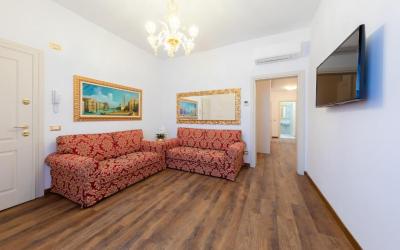 Canal View San Marco Luxury Rooms 6 Canal View San Marco Luxury Rooms 6