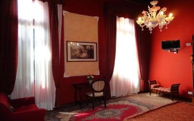 Palazzo Lion Morosini 8 Palazzo Lion Morosini 8