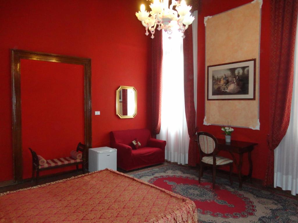 Palazzo Lion Morosini 4 Palazzo Lion Morosini 4
