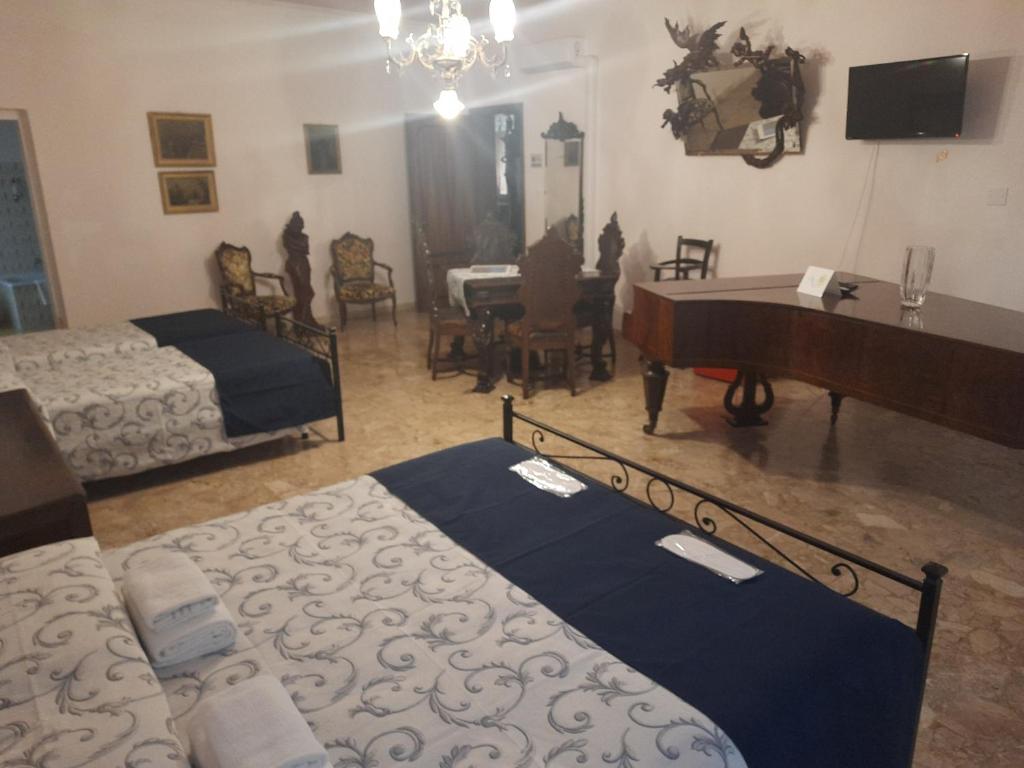 My Rialto Palace 7 My Rialto Palace 7