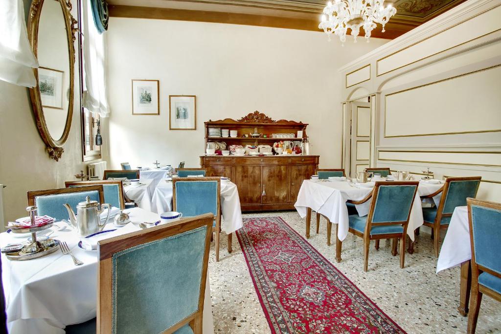 Palazzo Schiavoni Residenza d'epoca 4 Palazzo Schiavoni Residenza d'epoca 4