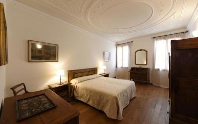 Le Due Corone Bed & Breakfast 9 Le Due Corone Bed & Breakfast 9