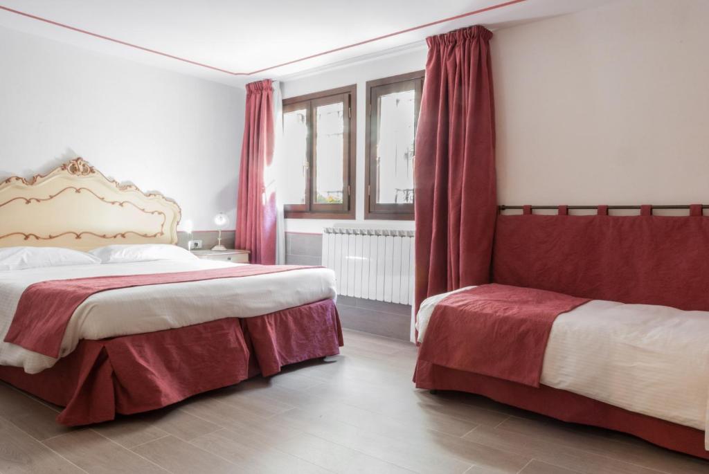 Ca' San Trovaso - 6 Rooms 5 Ca' San Trovaso - 6 Rooms 5
