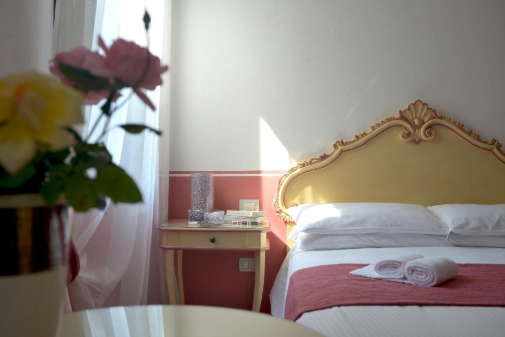 Ca' San Trovaso - 6 Rooms 9 Ca' San Trovaso - 6 Rooms 9
