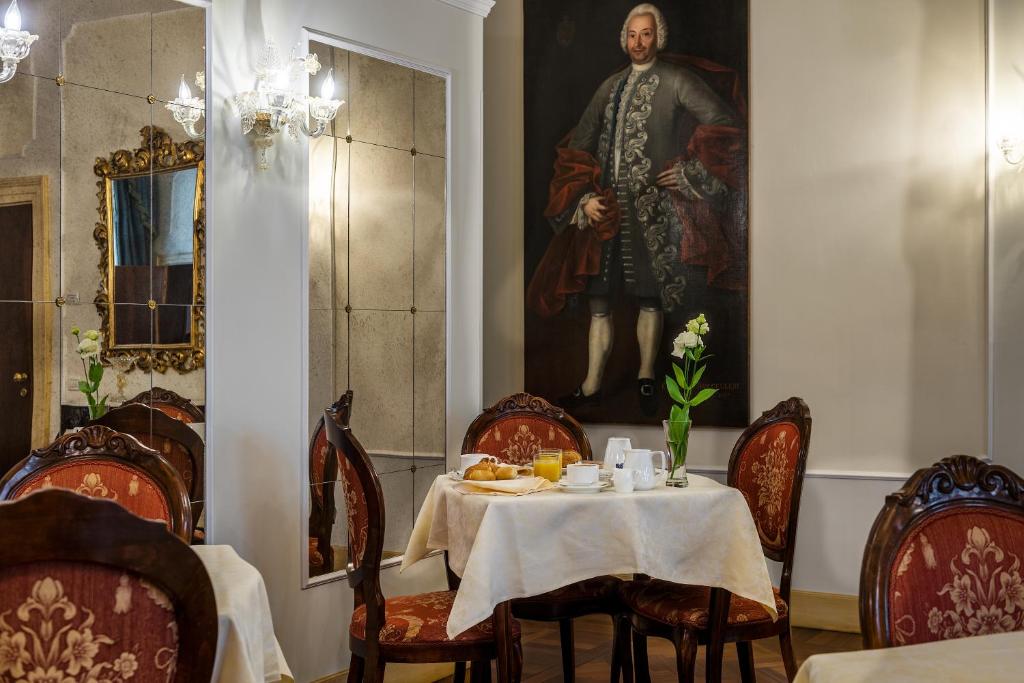Locanda Sant'Agostin 10 Locanda Sant'Agostin 10