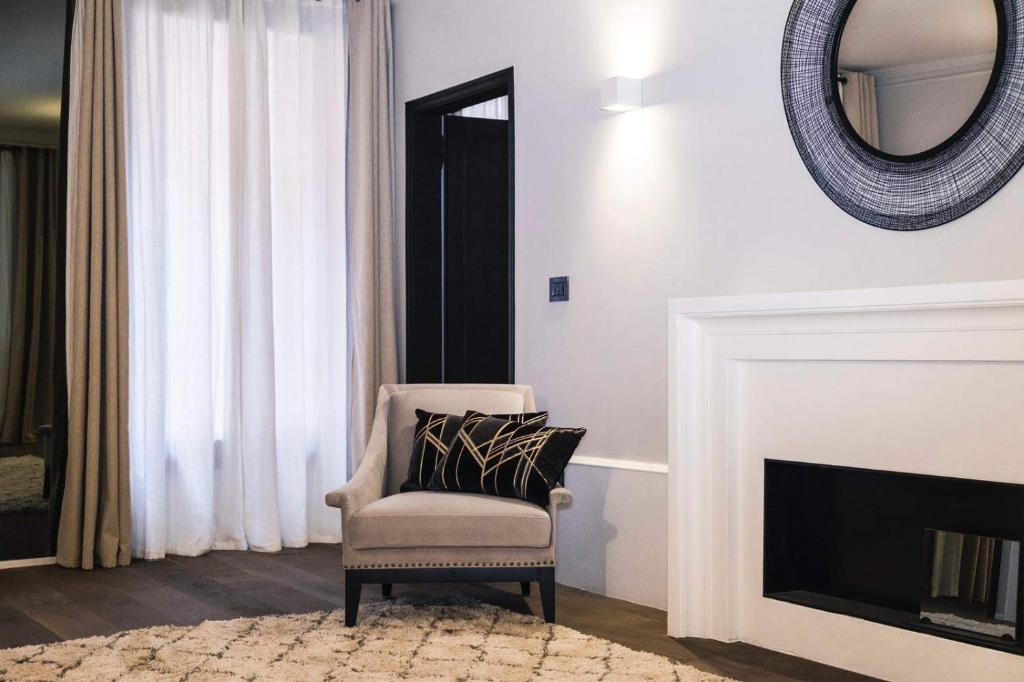 LUXURY SANTO STEFANO 6 LUXURY SANTO STEFANO 6