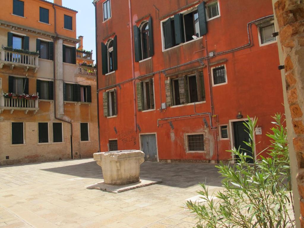 Antica Raffineria 10 Antica Raffineria 10